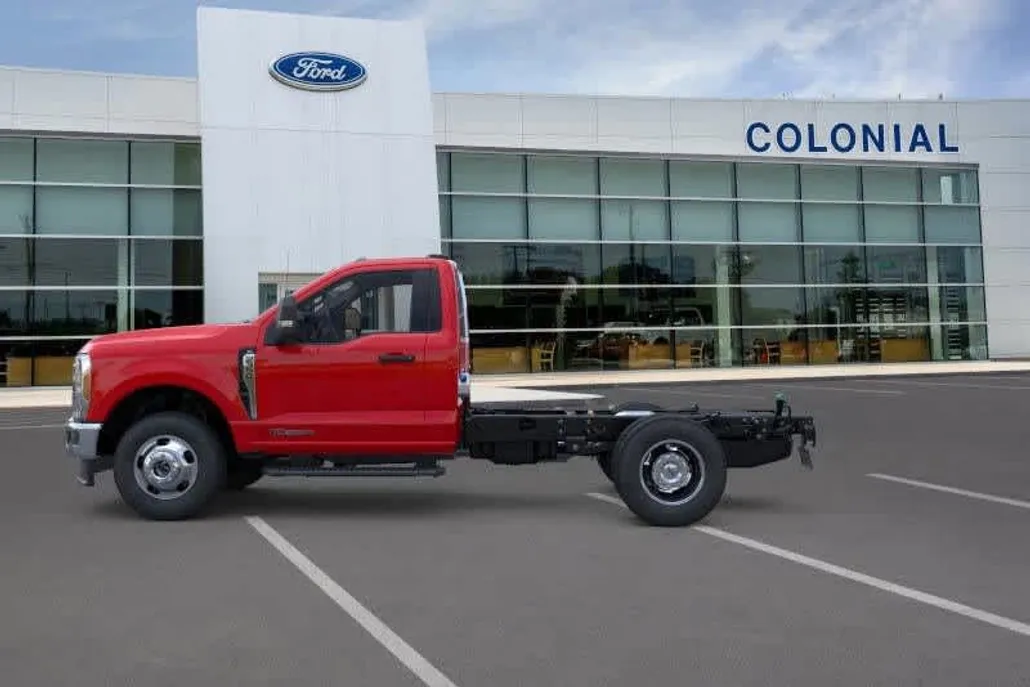 2026 Ford F-350 XL photo 1