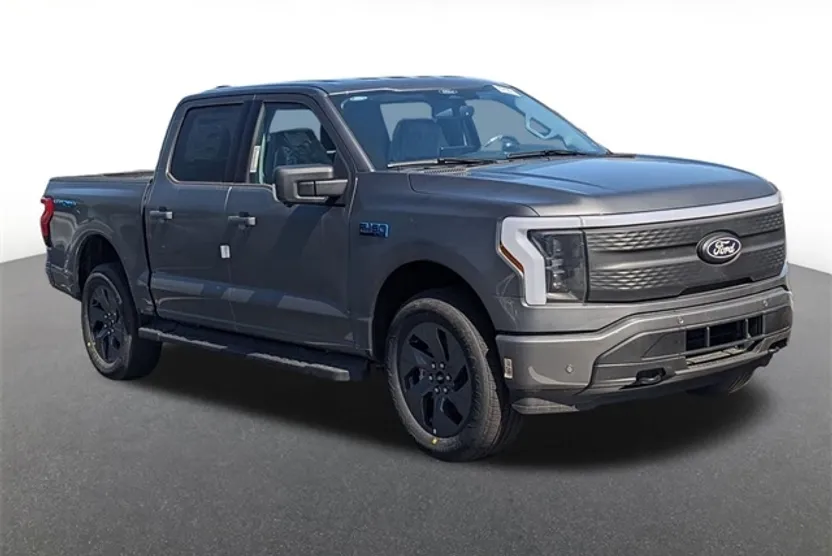 2025 Ford F-150 Lightning photo 1