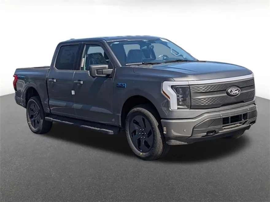 2025 Ford F-150 Lightning photo 1