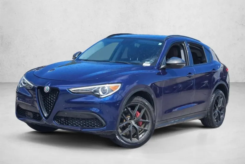 2019 Alfa Romeo Stelvio Ti photo 1