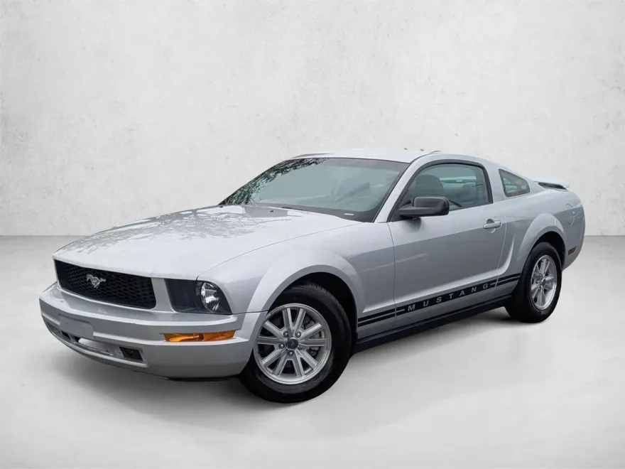 2006 Ford Mustang photo 1