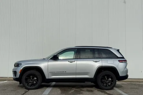 2024 Jeep Grand Cherokee Altitude X photo 1