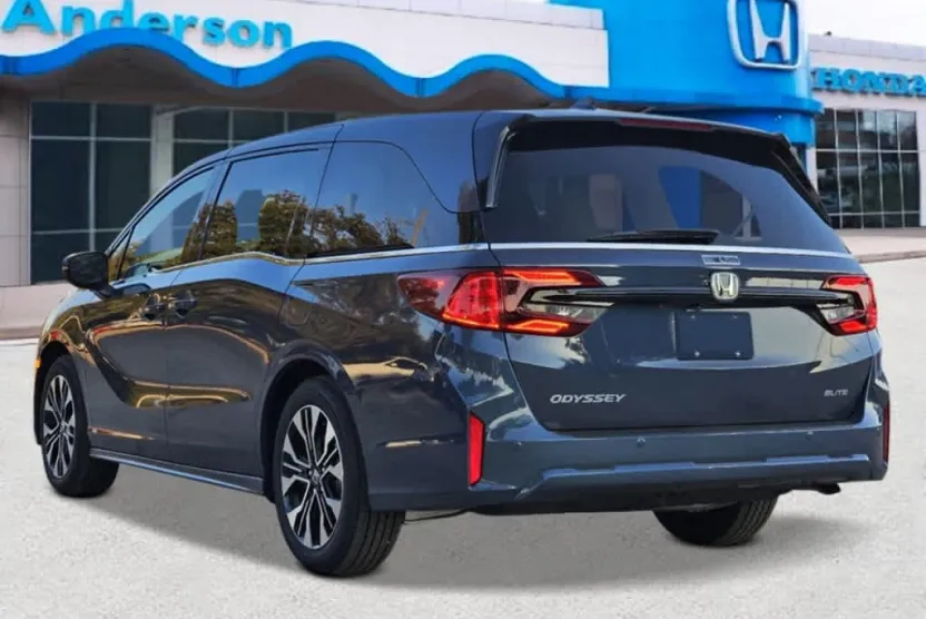 2026 Honda Odyssey Elite photo 1