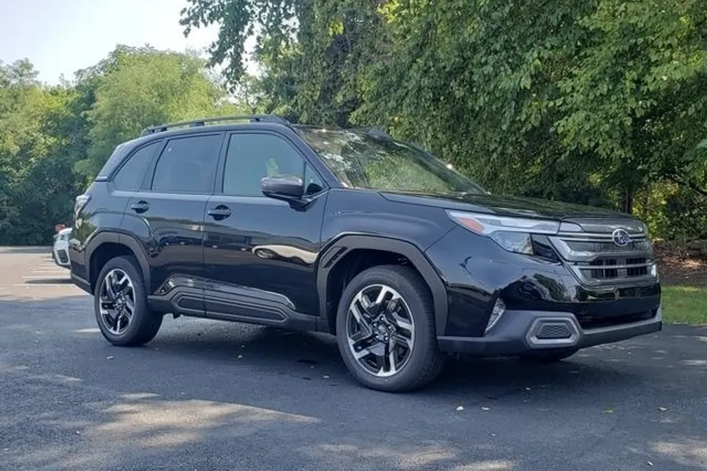 2025 Subaru Forester Limited photo 1