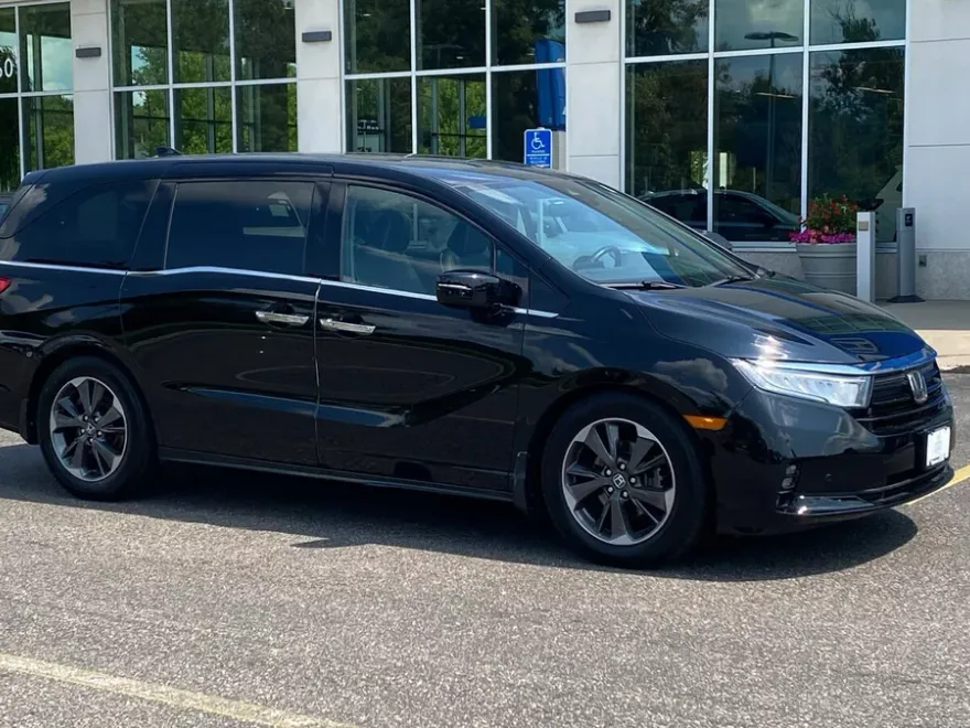 2023 Honda Odyssey Elite photo 1