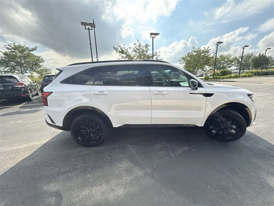 2023 Kia Sorento SX photo 1