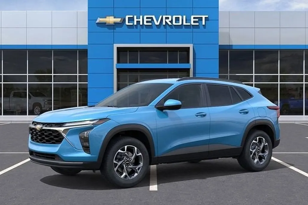 2026 Chevrolet Trax LT photo 1