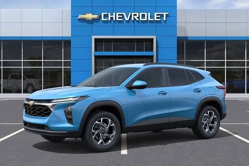 2026 Chevrolet Trax LT photo 1