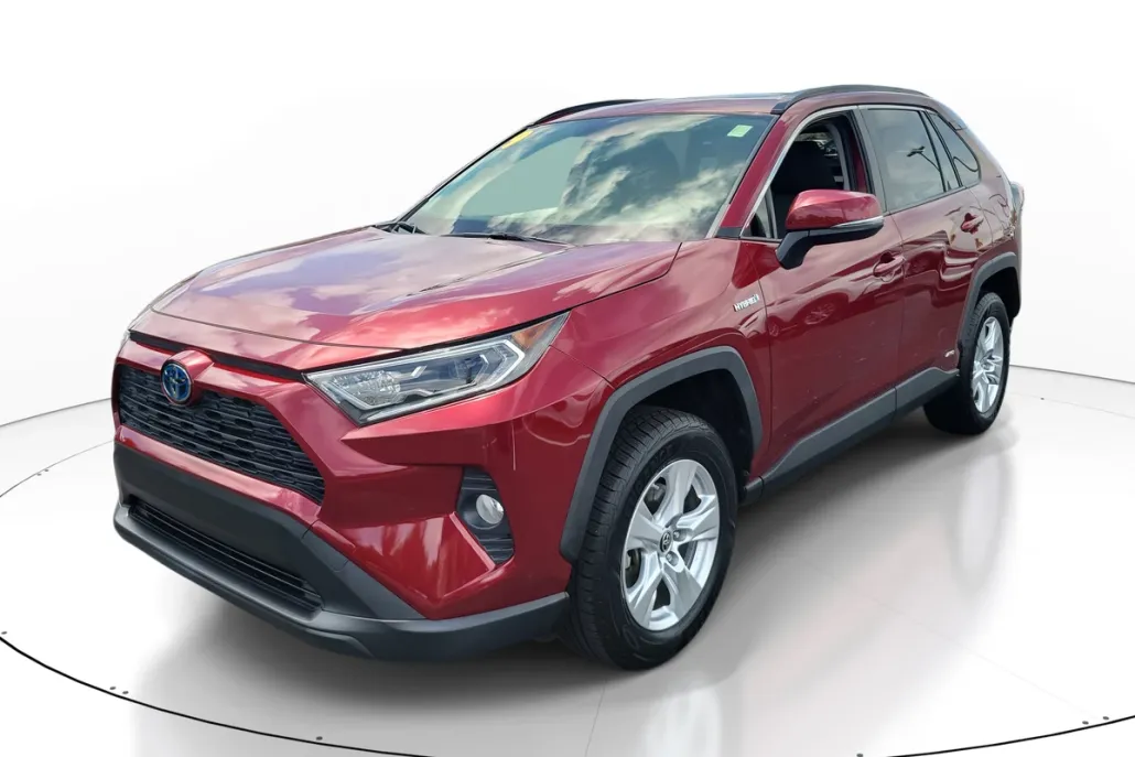 2019 Toyota RAV4 Hybrid XLE photo 1