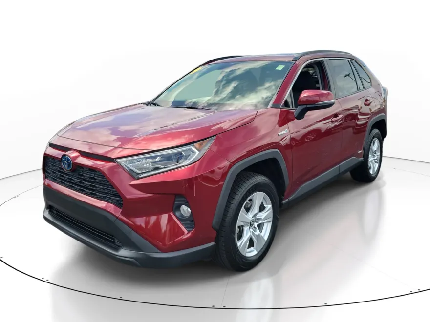 2019 Toyota RAV4 Hybrid XLE photo 1