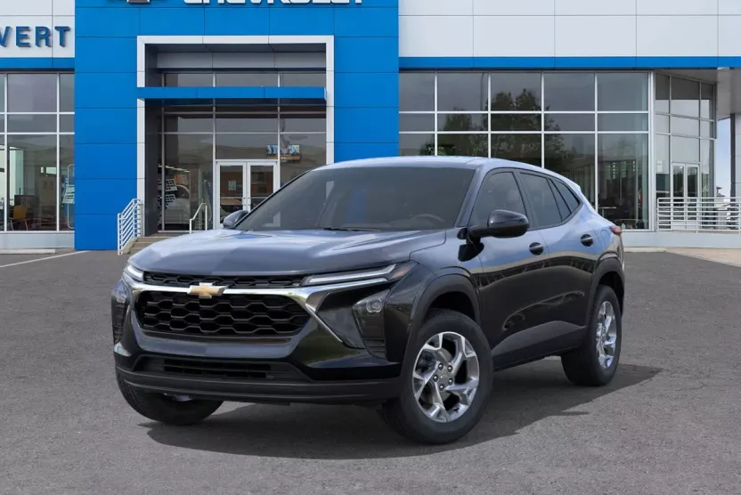 2026 Chevrolet Trax LS photo 1