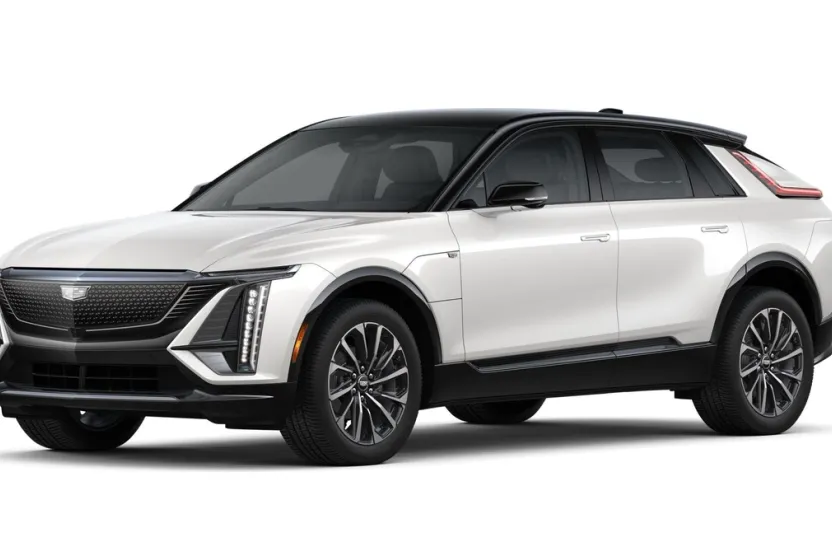 2025 Cadillac Lyriq Sport photo 1