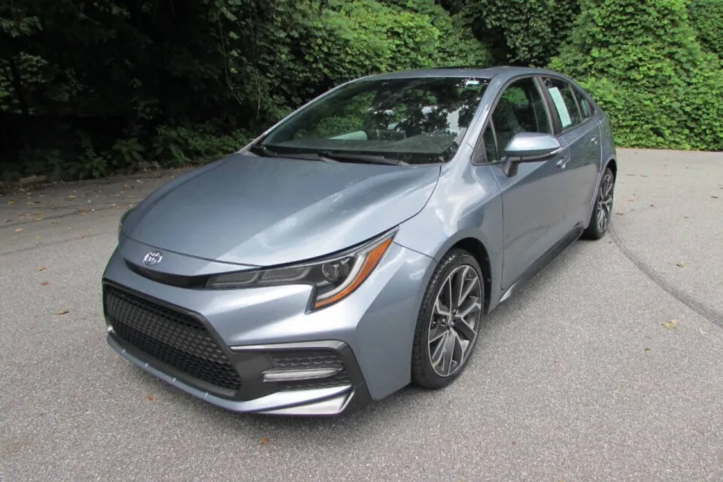 2020 Toyota Corolla SE photo 1