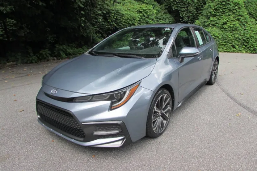 2020 Toyota Corolla SE photo 1