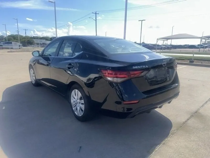 2024 Nissan Sentra S photo 1