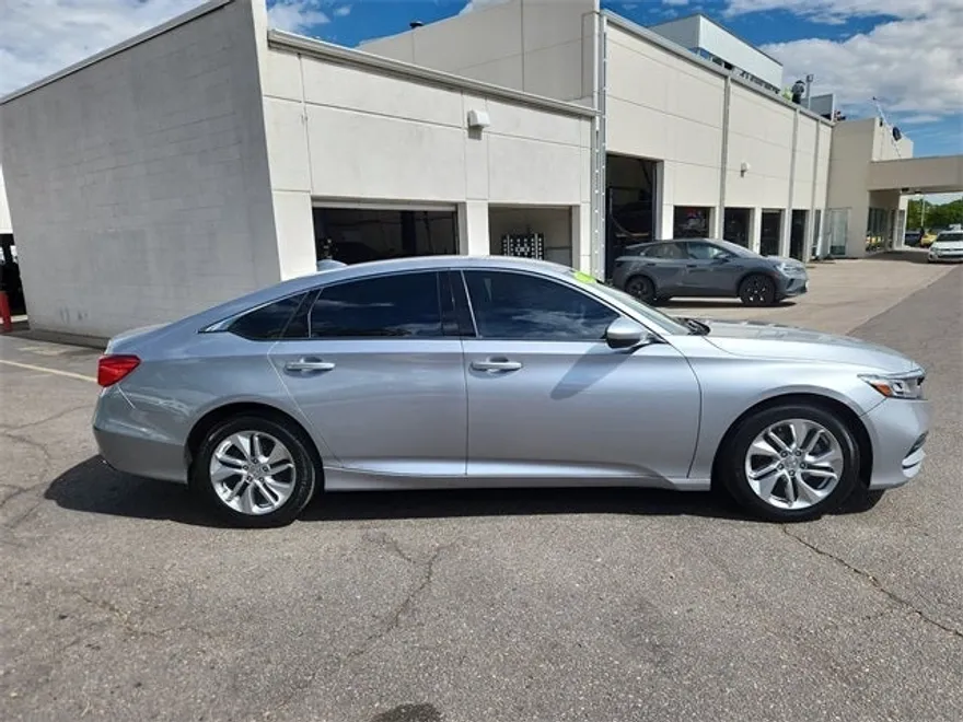 2019 Honda Accord LX photo 1
