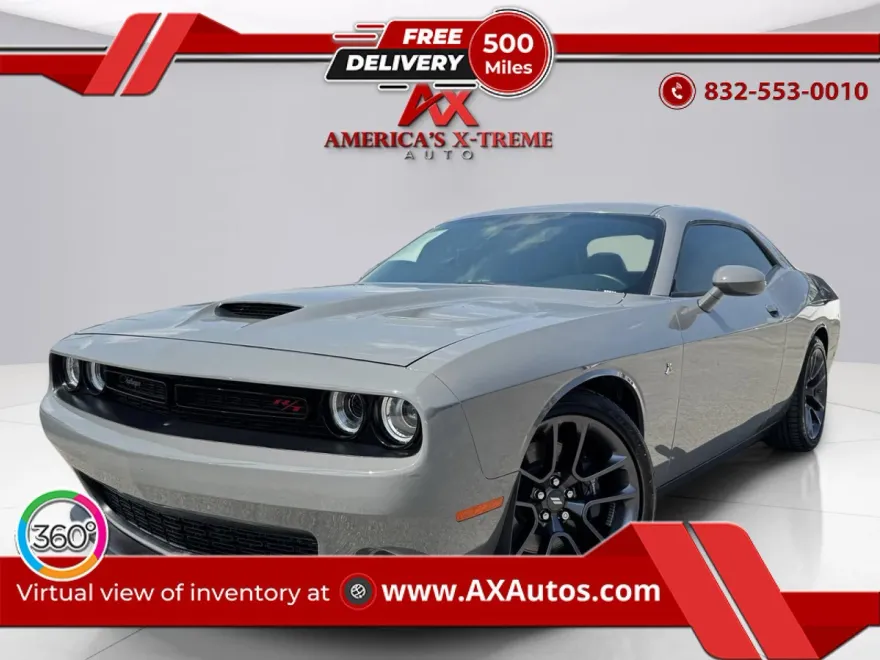 2023 Dodge Challenger R/T Scat Pack photo 1
