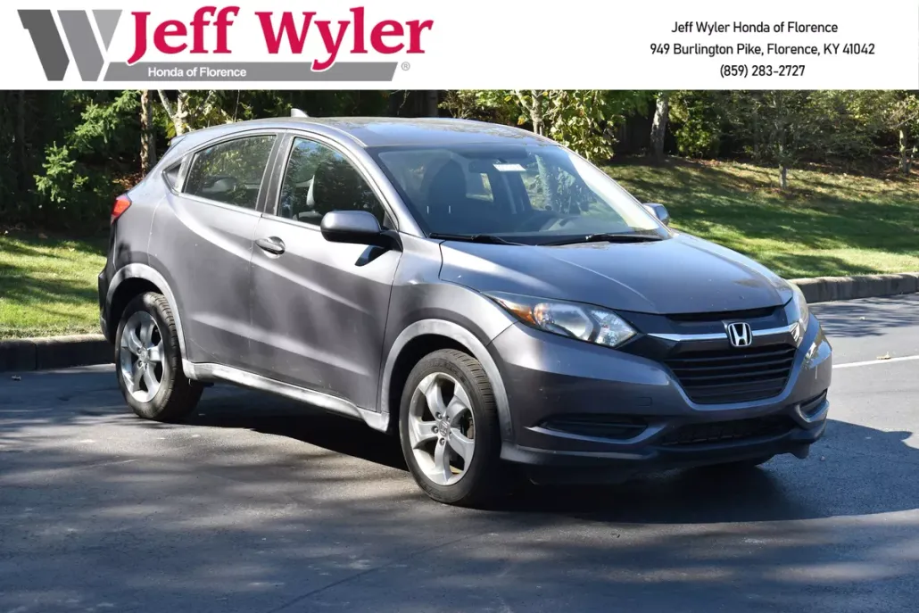 2016 Honda HR-V LX photo 1