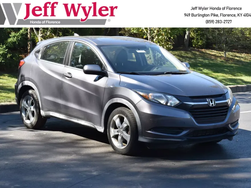 2016 Honda HR-V LX photo 1