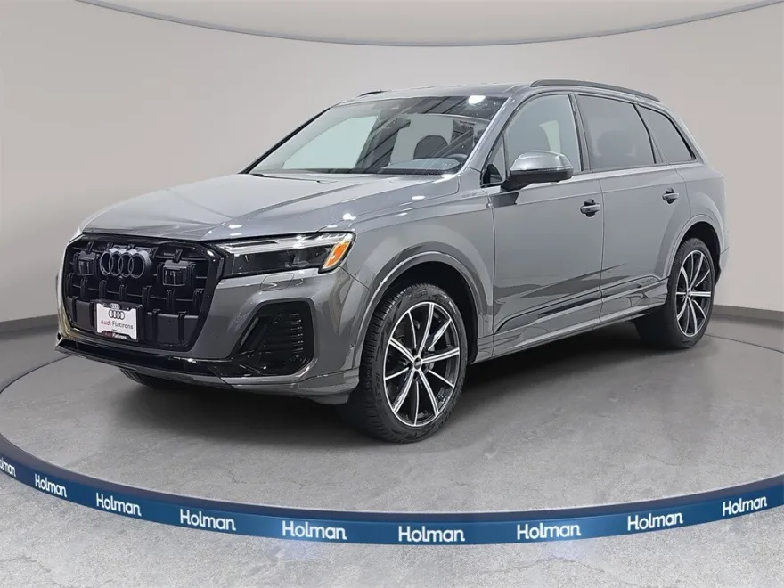 2025 Audi Q7 45 Premium Plus photo 1