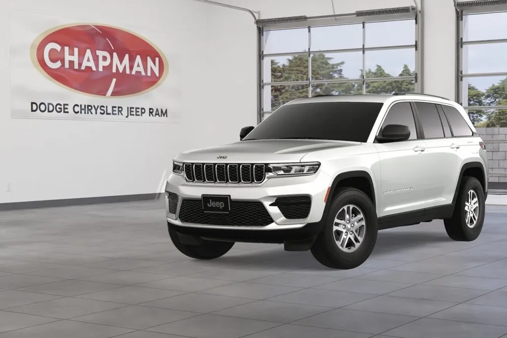 2025 Jeep Grand Cherokee Laredo photo 1