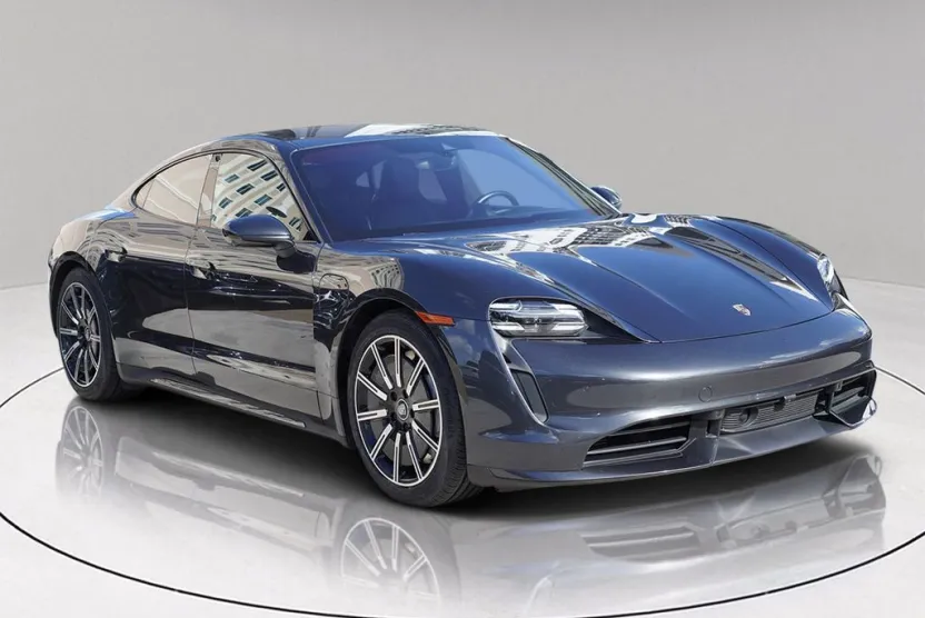 2020 Porsche Taycan Turbo photo 1