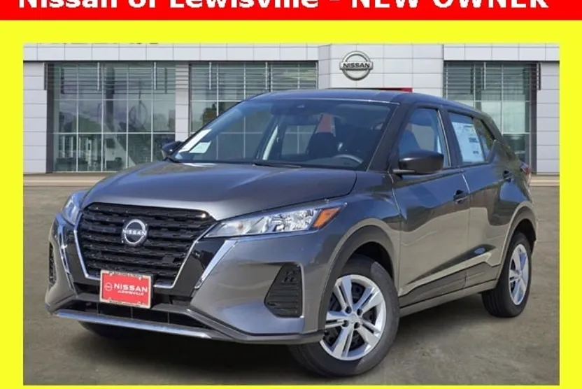 2025 Nissan Kicks Play S photo 1
