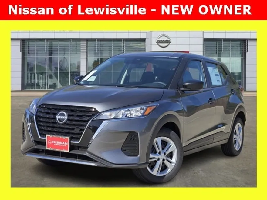 2025 Nissan Kicks Play S photo 1