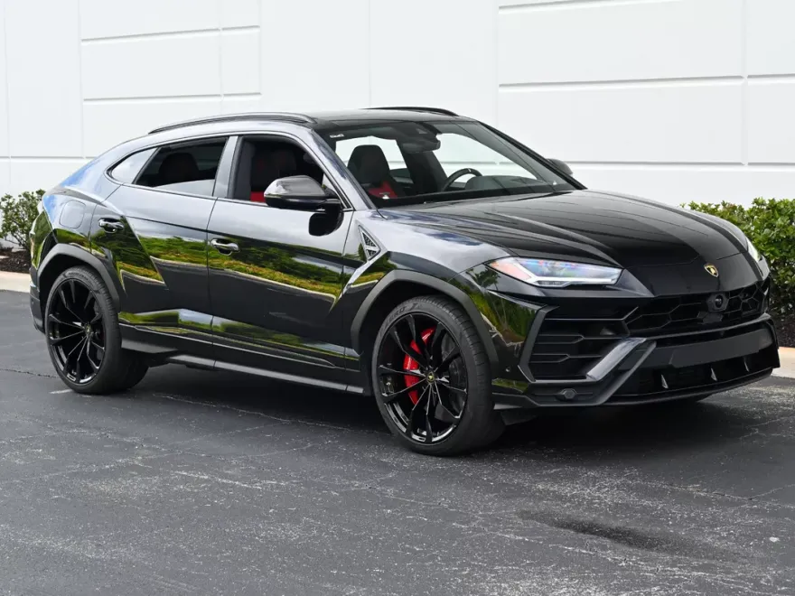 2020 Lamborghini Urus Base photo 1