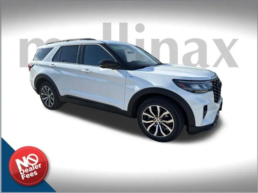 2025 Ford Explorer ST-Line photo 1