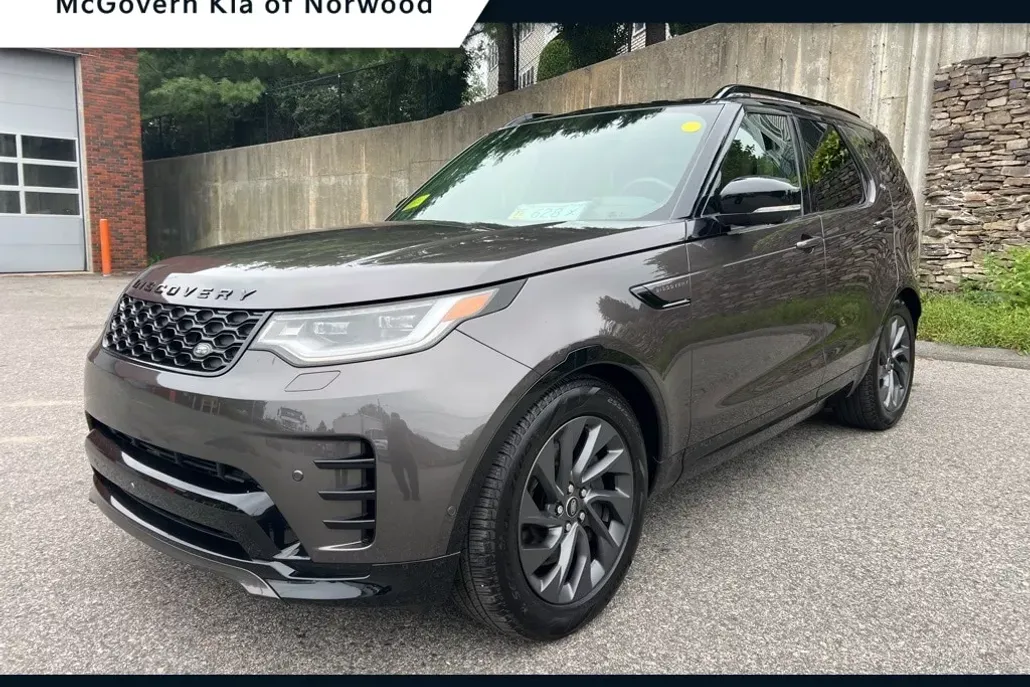 2024 Land Rover Discovery SE photo 1