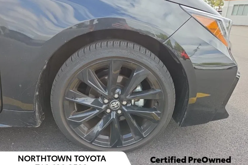 2022 Toyota Corolla SE photo 1