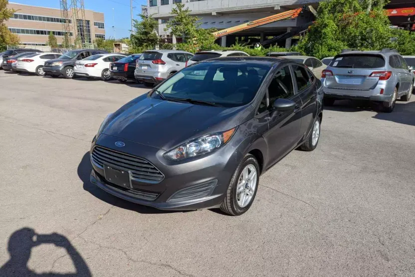 2019 Ford Fiesta SE photo 1