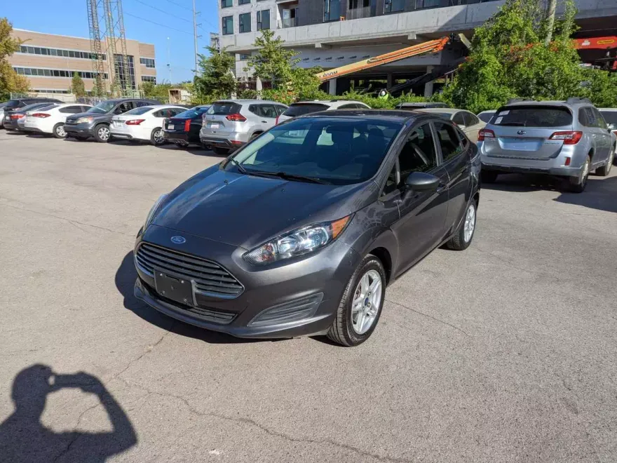 2019 Ford Fiesta SE photo 1