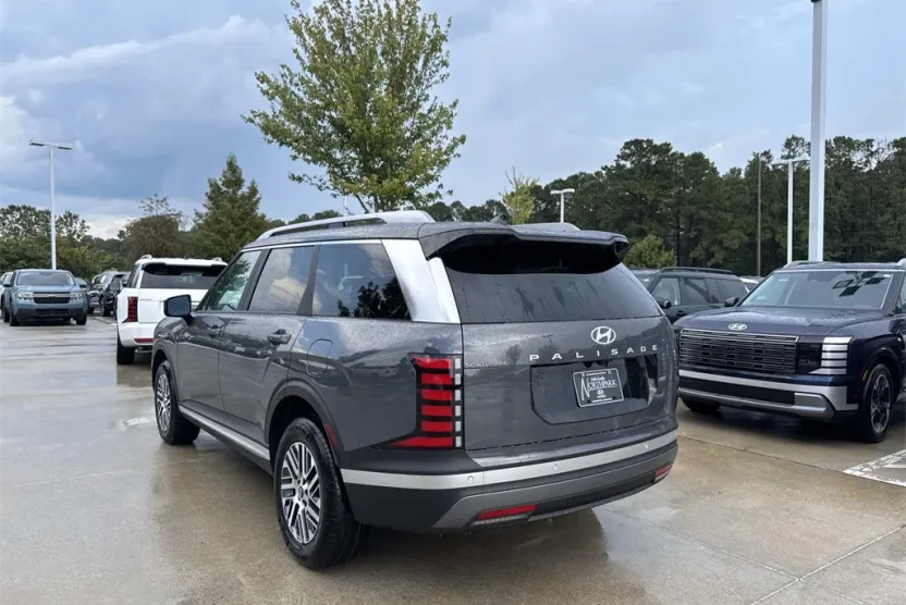 2026 Hyundai Palisade SEL photo 1