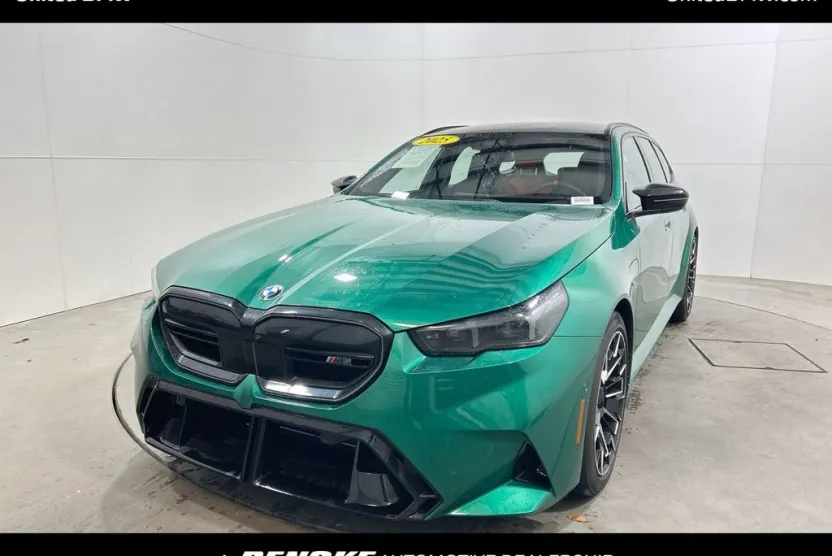 2025 Bmw M5 5 Touring photo 1