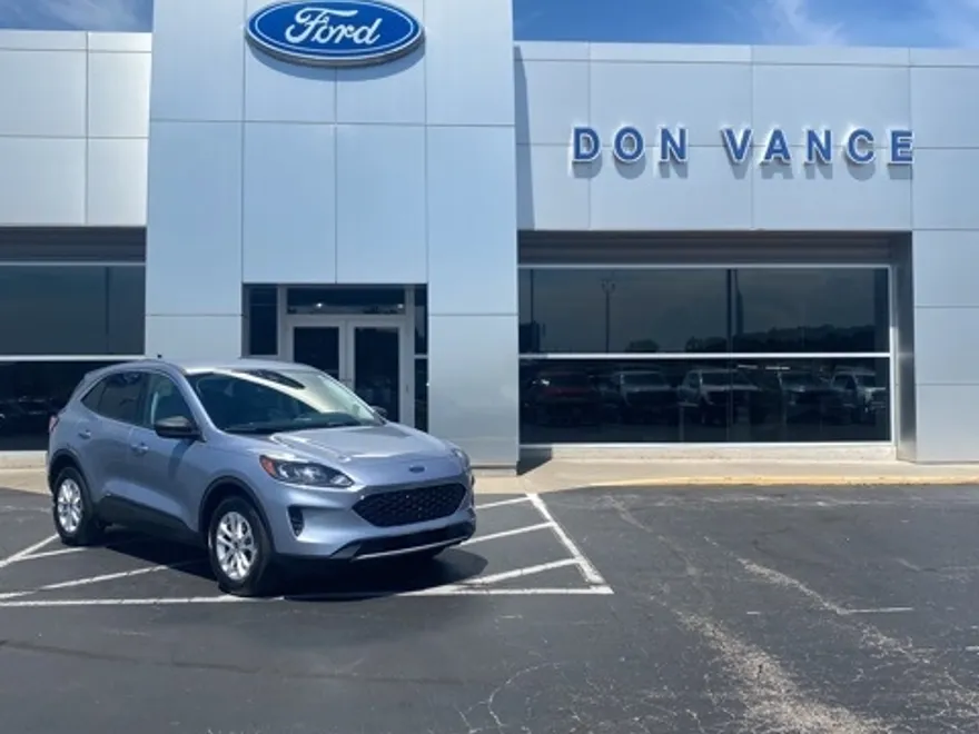 2022 Ford Escape SE photo 1