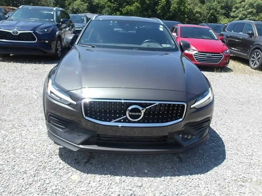 2020 Volvo V60 Cross Country T5 AWD photo 1