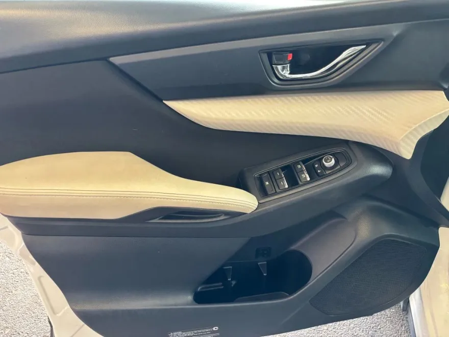 2019 Subaru Ascent Premium photo 1