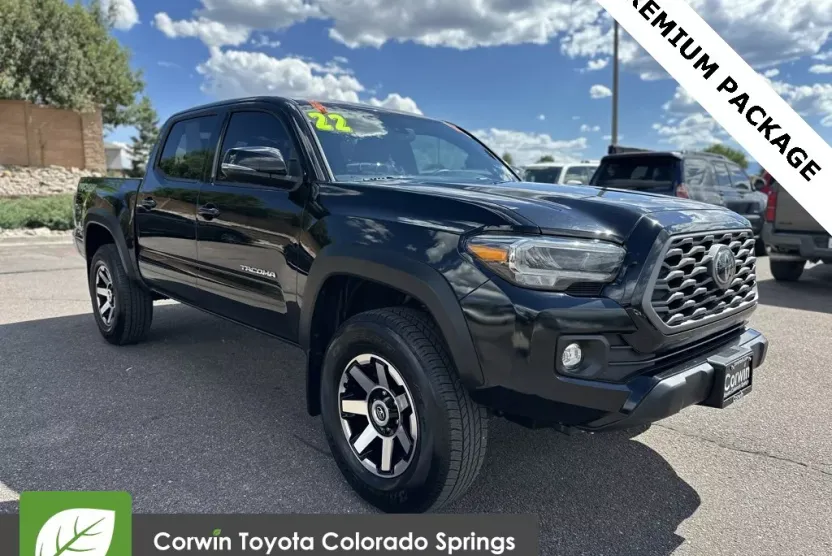 2022 Toyota Tacoma TRD Off-Road photo 1