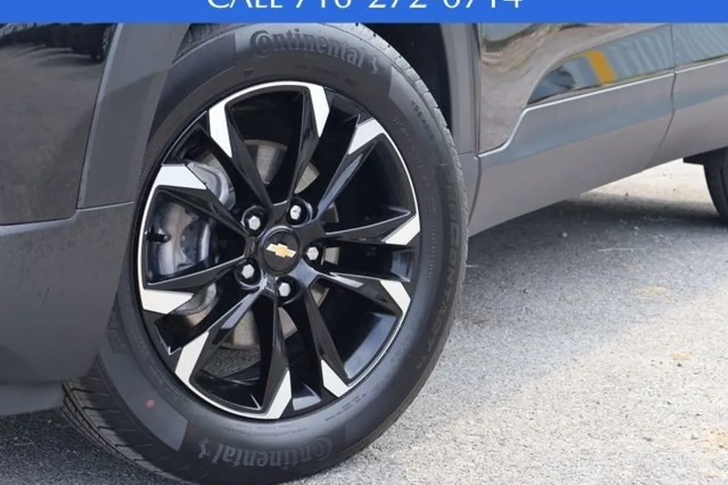 2023 Chevrolet Trailblazer LT photo 1