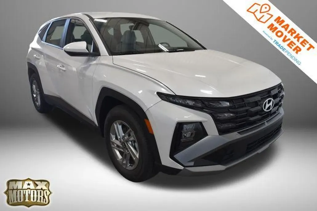 2025 Hyundai Tucson SE photo 1