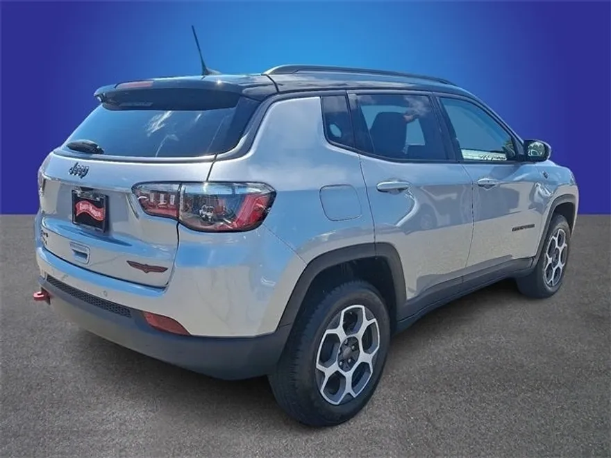 2022 Jeep Compass Trailhawk photo 1