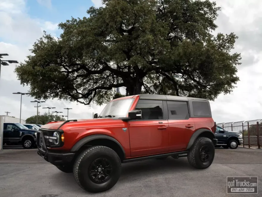 2021 Ford Bronco First Edition photo 1