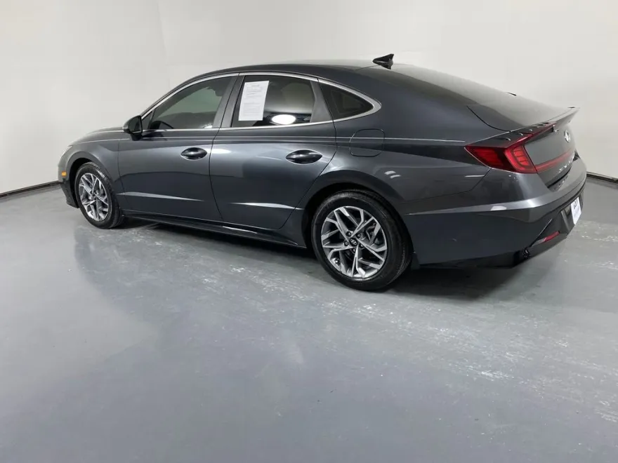 2023 Hyundai Sonata SEL photo 1