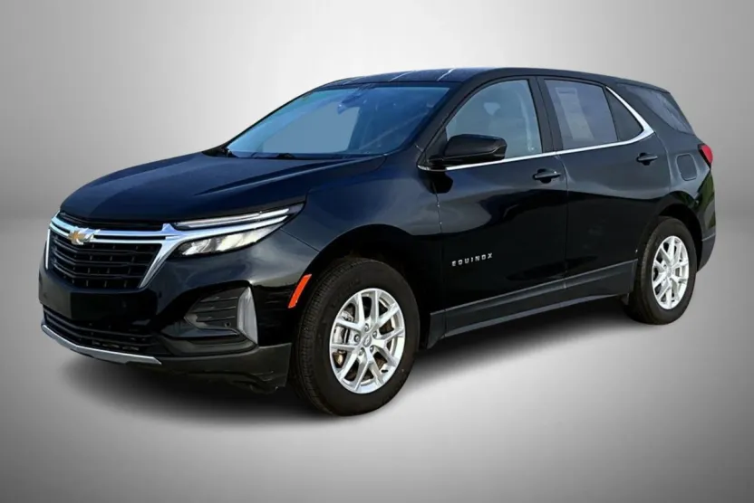 2024 Chevrolet Equinox LT photo 1