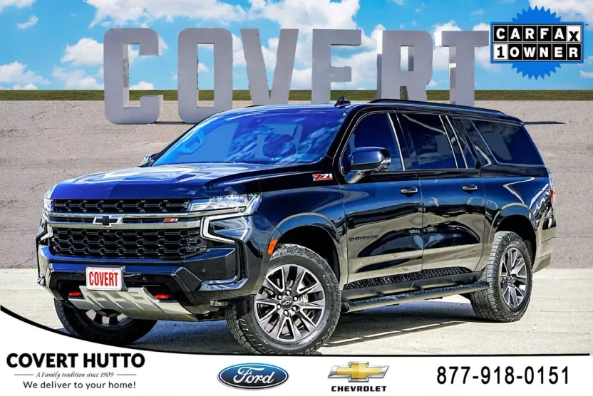 2022 Chevrolet Suburban Z71 photo 1