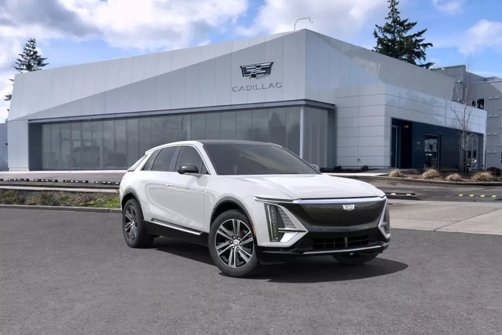 2025 Cadillac Lyriq Luxury photo 1