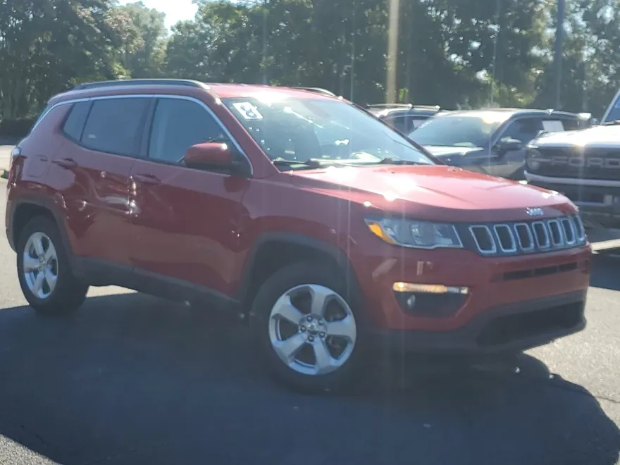 2018 Jeep Compass Latitude photo 1