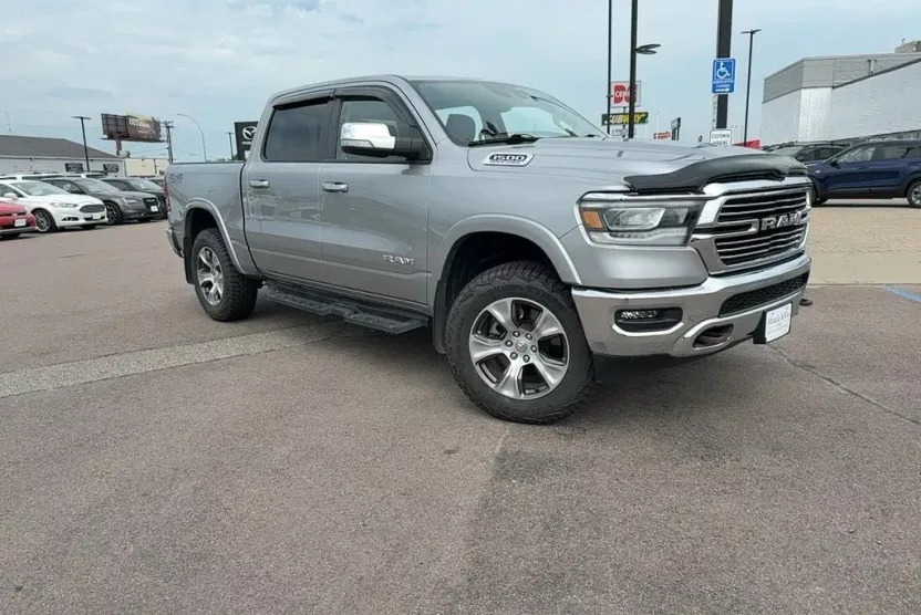 2022 Ram 1500 Laramie photo 1
